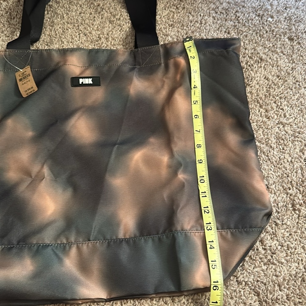 Victoria’s Secret Weekender Tote NWT - Picture 7 of 7